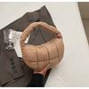 Bolsa Plissada Nuvem Coreana Nova Bolsa de Mão Portátil Bolsa Jaqueta de Penas Mini Bolsa Bolinho Moda Bolsa de Axila
