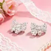 Brincos de Borboleta com Pingente de Lírio-do-Vale Novos, Exquisitos e Luxuosos, Compactos, de Alto Padrão, Acessórios de Orelha Únicos e Bonitos