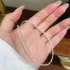 Colar Versátil Colorido com Pingente de Gota de Dopamina, Temperamento Elegante e Requintado, Corrente Simples para Clavícula de Luxo Leve, Nicho de Alta Qualidade para Mulheres