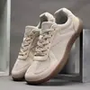 Tênis de treino masculinos alemães de ajuste largo para outono e inverno, sapatos barefoot brancos extra largos, tênis casuais esportivos masculinos de biqueira larga sem apertar