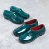 Botas de agua de moda para mujer, caña baja, a prueba de aceite, antideslizantes, resistentes al desgaste, impermeables, para cocina, soleadas, lingote de oro, botas de lluvia para mujer, caña corta, Nuevas
