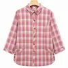 Camisa de cuadros de algodón puro para madre con mangas de tres cuartos, ropa elegante para mujeres de mediana edad y mayores, camisa fina casual que reduce la edad para primavera y verano