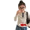 Suave y delicado~ ¡Color sólido y amigable con la piel! Camiseta base de manga larga para niña, estilo coreano, con cuello redondo y ribete de encaje, versátil para niños
