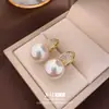 Pendientes de Perla Geométricos de Circonita de Aguja de Plata Simples Pendientes de Diseño Curvo de Lujo Ligero Francés Pendientes de Moda Versátiles para Mujer