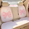 El cojín para asiento de coche Blue Rain para mujer, con un lindo diseño de panal, es una funda de asiento de coche universal, para todas las estaciones, antideslizante y transpirable para usar dentro del vehículo.