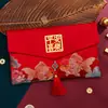 Sobres Rojos Bordados con Borlas Estilo Chino para Saludos de Año Nuevo y Festival de Primavera, Sobres Rojos de Mil Yuanes, Sobre Rojo de Tela al por Mayor de Fabricante, Personalizable