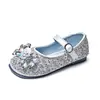 Zapatos Individuales de Cristal de Princesa para Niñas 2025 Verano Nuevo Estilo Zapatos de Moda de Cuero para Niñas Zapatos Individuales para Bebé de Suela Blanda Zapatitos de Cuero