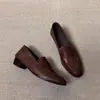 Mocasines retro de cuero estilo británico para mujer, sin cordones, sencillos y versátiles, con tacón grueso, punta redonda y un diseño casual