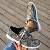 Novo Modelo de Verão 2026: Sapatos Casuais Confortáveis de Renda para Mulheres, Tamanho Grande, Estilo Europeu e Americano, com Cadarço, Modernos para Uso Externo, Tamanho Único