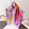Nuevo Pañuelo Cuadrado Estampado Estilo Artístico Imitación Seda, Versátil y de Alta Gama, Se Puede Usar como Bufanda de Cuello, Pañuelo para la Cabeza, Pañuelo de Seda o Bufanda
