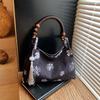 Nova Bolsa Floral Estilo Chinês para Mulheres 2025 Tendência Moda Bordada Bolsa de Axila Ombro Único Comutador Grande Capacidade