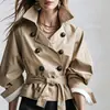 2026 Gabardina corta cruzada color caqui transfronteriza con cinturón en la cintura y mangas de farol, abrigo de mujer para el trabajo en primavera y otoño