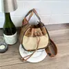Bolsa fosca transfronteiriça feminina nova bolsa transversal versátil com cordão moda retro color block alça larga bolsa de ombro tipo balde