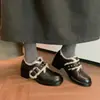 Fivela de Cinto com Rebites Estilo Britânico Pele de Cabra Lã Quente Sapatos Pequenos de Couro 2025 Salto Médio Grosso Bico Redondo Couro Genuíno Sapatos de Pelo
