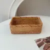Cesta de Almacenamiento de Ratán Estilo Retro Ins Mesa de Café de Escritorio Cesta de Almacenamiento para Artículos Varios Cesta de Almacenamiento para Cosméticos Cesta de Bambú