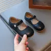 Zapatos de Cuero Sencillos para Niñas 2026 Primavera y Otoño Nuevos Zapatos Mary Jane de Suela Suave de Boca Baja Tipo Princesa para Niños Mayores Zapatos Individuales de Moda