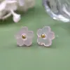 Novos Brincos de Resina Simples de Flor de Cinco Pétalas Primavera e Verão Clássico Rosa Inteligente Flor de Pessegueiro Brincos de Clipe Versáteis para o Dia a Dia