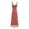 Vestido de tirantes a cuadros rojos retro francés estilo europeo y americano para mujer, estilo vacacional, cuello en V, cintura con lazo, elegante vestido largo