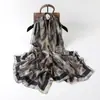 Bufanda de Seda Suave Nueva con Doble Estampado 70*180 Tamaño Grande Bufanda Larga para Mujer, Amigable con la Piel, Transpirable, Tacto de Lujo, Bufanda Chal