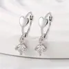 Libro Rojo Pequeño Vende Hebilla de Oreja de Circonia de Amor Moda para Mujer Diseño de Diamante Único Aro de Oreja Pendientes de Hada Súper Dulces y Lindos