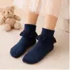 Calcetines de princesa de encaje de venta caliente transfronteriza para estudiantes y niños, calcetines de algodón transpirables para niñas, calcetines de encaje para baile al por mayor