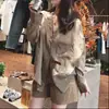 Camisa de Verano 2026 Nueva Moda Versátil y Súper Elegante Estilo Coreano con Protección Solar Cuello en V para Mujeres Petites