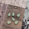 Acessórios de Arte de Unha de Jade Estilo Nacional Personalizados, Estilo Antigo Retrô Fivela de Segurança Estereoscópica Bambu Imitação Jade Verde Acessórios de Unha Vestíveis