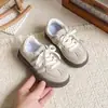 Zapatillas Deportivas para Niños 2026 Primavera y Otoño Nueva Moda Zapatos de Entrenamiento Alemanes para Niñas, Tenis Transpirables Antideslizantes para Niños Pequeños, Zapatillas para Correr