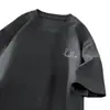 Llegada Nueva Verano 2025 Camiseta Holgada de Manga Corta para Hombre Estilo Hong Kong Algodón Puro Marca de Moda Estampado de Coche Cuello Redondo Hombro Mangas de Media Longitud