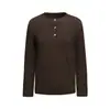 Camiseta de manga comprida com botões e gola redonda para homens, marca europeia e americana da moda, estilo INS, simples, cor sólida, base de malha, solta e casual para primavera e outono