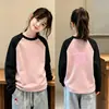 Roupa de baixo feminina com forro de fleece, novo estilo outono/inverno 2026, roupa íntima quente para estudantes, blusa de manga comprida com gola redonda para meninas, disponível nos tamanhos M e G