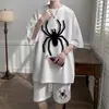 Conjunto de Roupa para Casal Streetwear Americano com Estampa de Letras de Aranha Camiseta de Manga Curta e Shorts Conjunto de Duas Peças