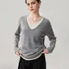 Top de malha de cashmere com blocos de cor outonais, decote em V e bordas dobradas, solto e estiloso, perfeito como camada base