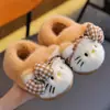 Chinelos de algodão infantis para outono e inverno para meninos e meninas, quentes, de pelúcia, com sola grossa, peludos, adequados para bebês e pais, sapatos de algodão para bebê para uso doméstico