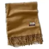 Bufanda de Cachemir Sintético para Mujer Otoño e Invierno Bufanda de Color Puro 2025 Otoño e Invierno Nueva Moda Bufanda Cálida de Longitud Media de Gama Alta