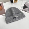 Chapéu Feminino de Inverno com Letra Lã Quente Tricotada Proteção para Orelhas Bico de Gorro Estilo Coreano Cabeça Grande Rosto Largo Chapéu Pequeno para Frio para Homens