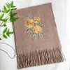 Bufanda de lana bordada natural camelia bufanda cálida otoño e invierno Joker estilo nacional avanzado chal de regalo venta al por mayor