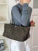 Bolso de Mujer con Estampado de Leopardo de Nicho Nuevo Otoño 2026, Bolso de Mano de Alta Gama para el Trabajo, Bolso de Hombro de Gran Capacidad