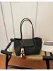 Moda transfronteiriça, bolsa de ombro elegante com padrão trançado, novo estilo, retrô, casual, grande capacidade, bolsa tote para o dia a dia, e um conjunto de bolsas combinando