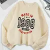 2025 Nova Blusa de Moletom com Estampa de Letras Estilo Coreano para Mulheres no Outono e Inverno Forrada com Fleece e Espessada Solta Preguiçosa Tops de Estudante