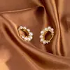 Estilo Francês Leve Luxo Alto Padrão Pérola Elegante Argola de Orelha Estilo Hong Kong Retrô Elegante Senhora Pequeno Design Estilo Chanel Brincos para Mulheres