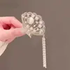 Exquisita pinza de pinza de borla de concha de perla nueva para la parte posterior de la cabeza de niña Pinza de tiburón de ópalo tocado de alta calidad al por mayor