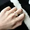 Libro de Caperucita Roja Explosiones Río Estrella Brillante Anillo de Diamante Super Flash para Mujer Incrustado con Diamante Completo Luz Destellante Fila de Lujo Anillo de Diamante