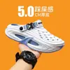 Sandalias de Madera para Hombre 2026 Nuevo Modelo Popular Playa Exterior Antideslizantes Zapatillas Cerradas para Pareja