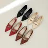 682-1 Ante Hebilla Versátil Tacón de Cuña Plano Bajo que Aumenta la Altura Zapatos de Salón Mary Jane Puntiagudos Retro para Mujer