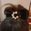 Pinza para el pelo de Lujo Ligero Rosa 2025 para Mujer, Versátil y Elegante, Nuevo Accesorio para el Pelo para Cola de Caballo Alta