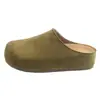 Venta Caliente Moda Suela Gruesa Zapatos Birkenstock para Mujer Casual Versátil 2026 Otoño Nuevo Sin Cierre Punta Cerrada Pantuflas para Exteriores Mujer