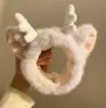 Diadema de Peluche para Lavado Facial para Mujeres, Antideslizante, Sin Marcas, Diseño Lindo y de Alta Gama Personalizable, Adecuada para Aplicar Mascarillas Faciales y Maquillaje, Resistente a la Humedad