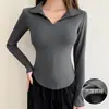 Top OEM gris personalizado de manga larga para mujer, otoño e invierno, forro polar, corte ajustado, con hombro normal y cuello de solapa, camiseta interior ajustada