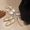 Zapatos Mary Jane Plateados con Pedrería, de Tacón Bajo Cuadrado, Estilo Francés, Novedad de Otoño, para Mujer, Zapatos de Piel para Combinar con Faldas